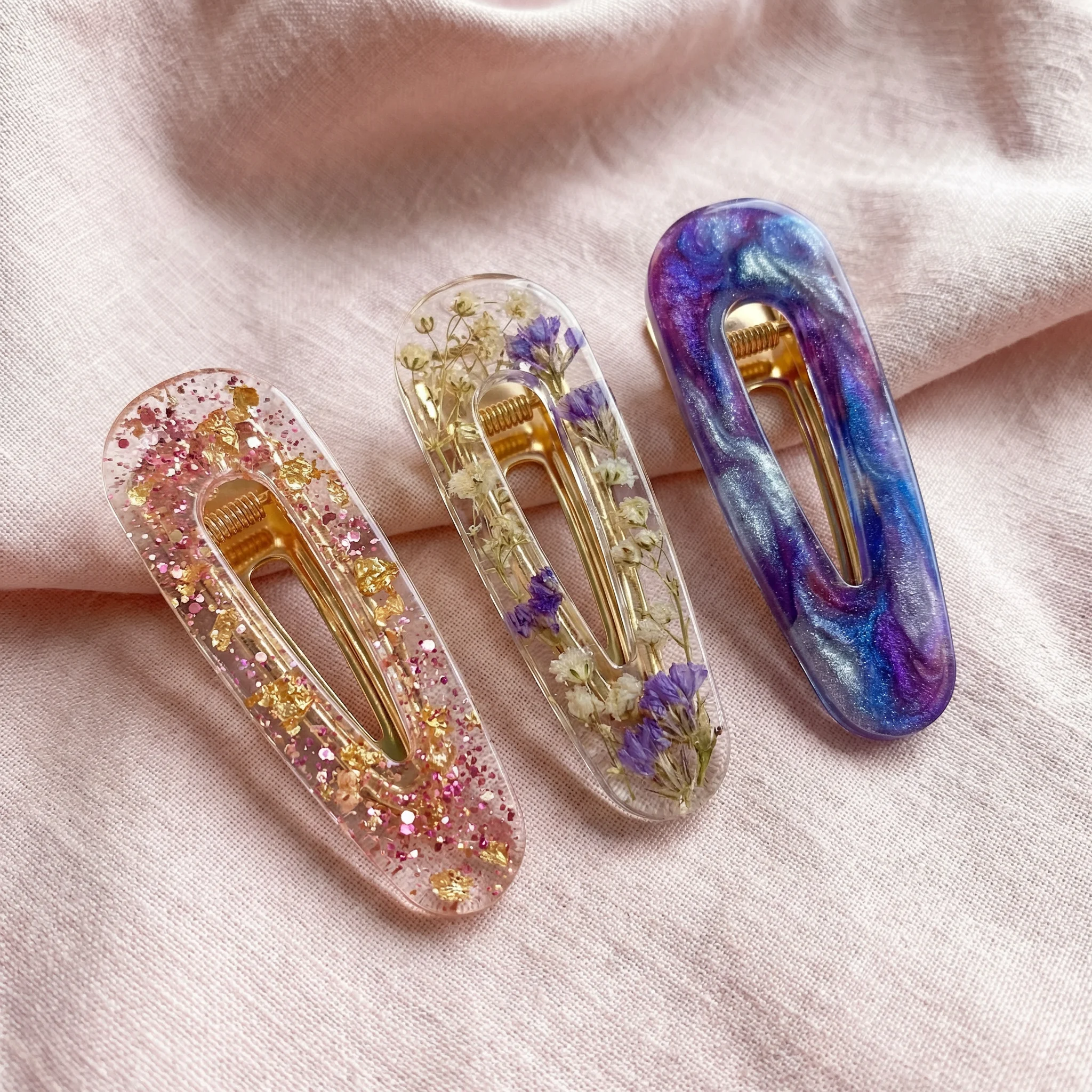 Resin hair clips with glitter